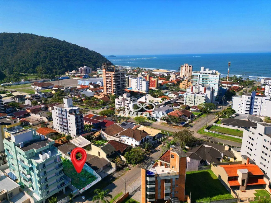 Foto 1 de Lote/Terreno à venda, 480m² em Centro, Guaratuba