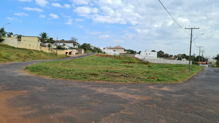 Foto 1 de Lote/Terreno à venda, 621m² em Jardim Inconfidência, Uberlândia