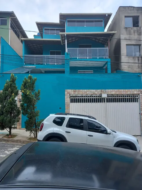 Foto 1 de Casa com 3 Quartos à venda, 200m² em Diamante, Belo Horizonte