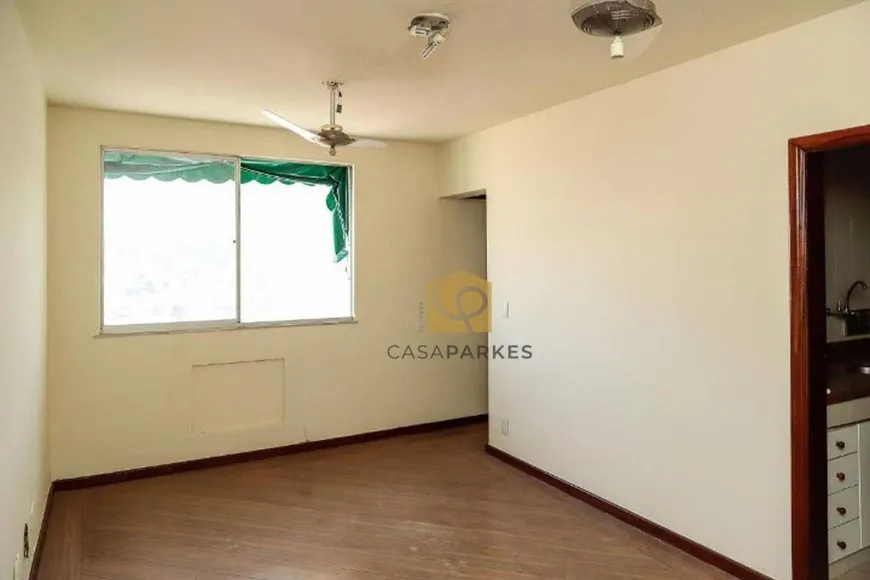 Foto 1 de Apartamento com 2 Quartos à venda, 59m² em Cascadura, Rio de Janeiro