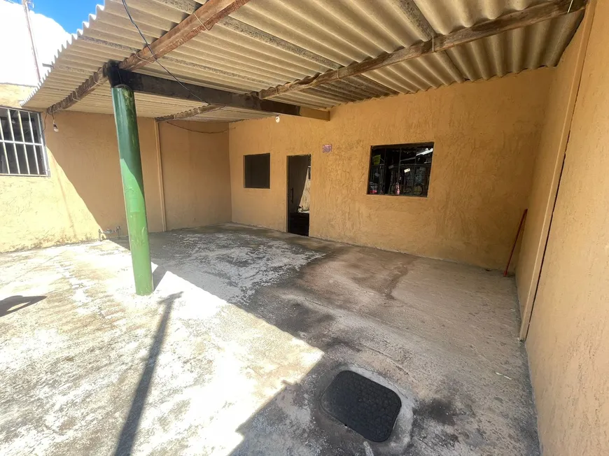 Foto 1 de Casa com 2 Quartos à venda, 70m² em Recanto das Emas, Brasília