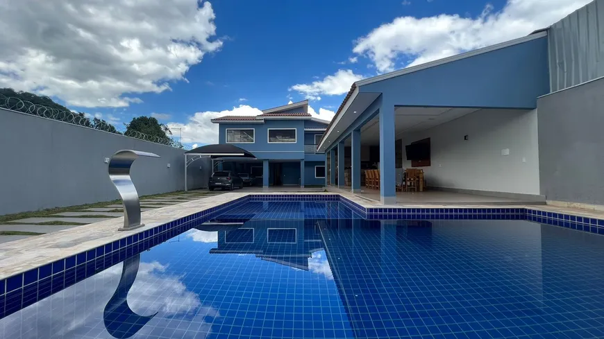 Foto 1 de Sobrado com 5 Quartos à venda, 500m² em Setor Habitacional Arniqueira, Brasília