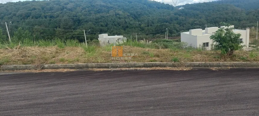 Foto 1 de Lote/Terreno à venda, 300m² em São Giácomo, Caxias do Sul