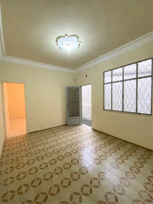 Foto 1 de Casa com 2 Quartos para alugar, 60m² em Cavalcânti, Rio de Janeiro