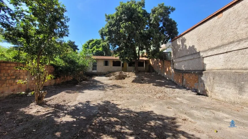 Foto 1 de Casa com 4 Quartos à venda, 360m² em Mantiqueira, Belo Horizonte