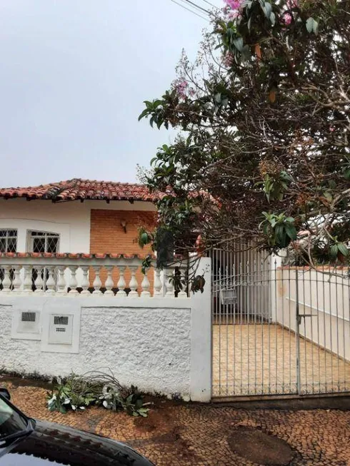 Foto 1 de Casa com 3 Quartos para venda ou aluguel, 214m² em Jardim Nossa Senhora Auxiliadora, Campinas