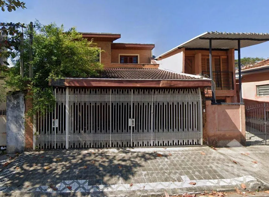 Foto 1 de Sobrado com 6 Quartos à venda, 440m² em Vila Jaboticabeira, Taubaté