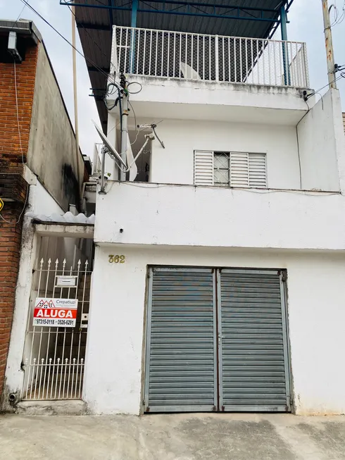 Foto 1 de Casa com 2 Quartos para alugar, 95m² em Vila Miriam, São Paulo