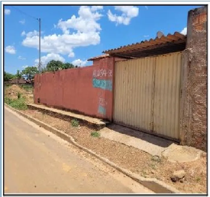 Foto 1 de Casa com 3 Quartos à venda, 65m² em Centro, Brasilândia de Minas