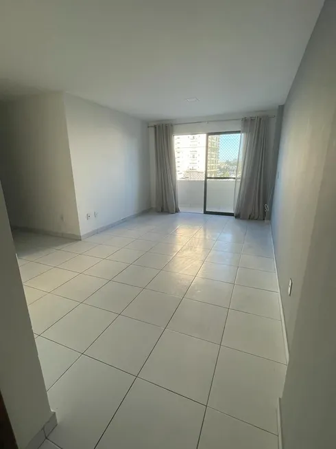 Foto 1 de Apartamento com 3 Quartos para alugar, 116m² em Candelária, Natal