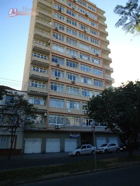 Foto 1 de Apartamento com 3 Quartos à venda, 107m² em Floresta, Porto Alegre