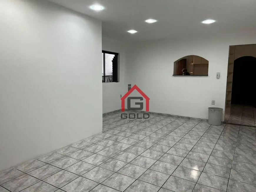 Foto 1 de Sobrado com 4 Quartos à venda, 210m² em Vila Clarice, Santo André