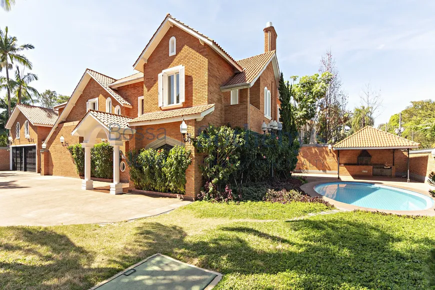 Foto 1 de Casa com 5 Quartos para venda ou aluguel, 850m² em Jardim América, São Paulo