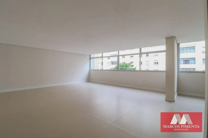 Foto 1 de Apartamento com 4 Quartos à venda, 235m² em Santa Cecília, São Paulo