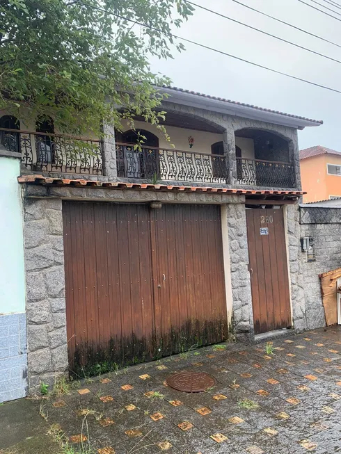 Foto 1 de Casa com 2 Quartos à venda, 180m² em  Pedra de Guaratiba, Rio de Janeiro