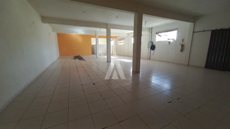 Foto 1 de Galpão/Depósito/Armazém à venda, 300m² em Vila Nova, Joinville