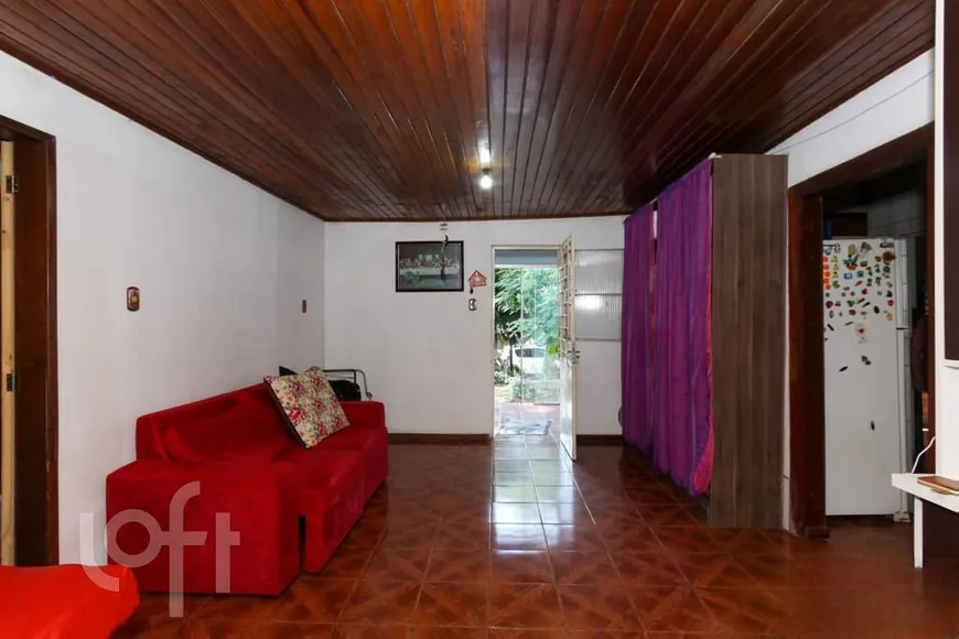 Foto 1 de Casa com 2 Quartos à venda, 200m² em Olaria, Canoas
