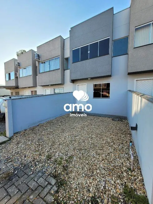 Foto 1 de Casa com 2 Quartos à venda, 62m² em Primeiro de Maio, Brusque