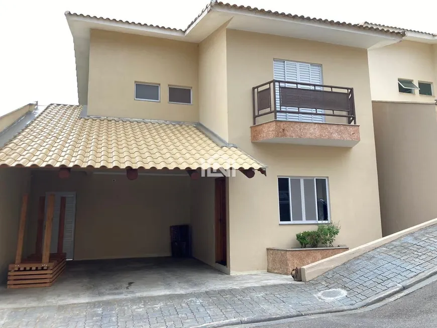 Foto 1 de Casa de Condomínio com 3 Quartos à venda, 120m² em Jardim Villaça, São Roque