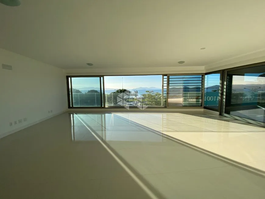 Foto 1 de Apartamento com 4 Quartos à venda, 310m² em Beira Mar, Florianópolis