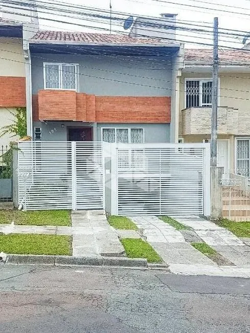 Foto 1 de Casa com 2 Quartos à venda, 170m² em Tingui, Curitiba