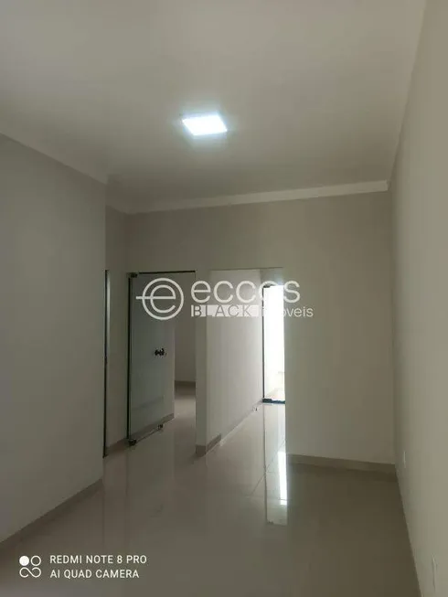 Foto 1 de Casa com 2 Quartos à venda, 74m² em Jardim Europa, Uberlândia