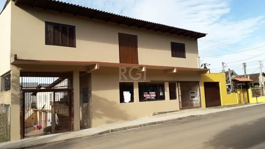 Foto 1 de Casa com 3 Quartos à venda, 479m² em Camaquã, Porto Alegre