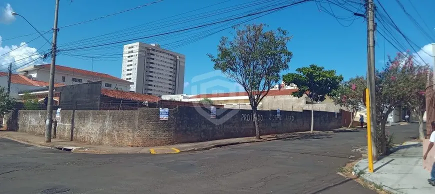 Foto 1 de Lote/Terreno à venda, 726m² em Jardim Brasil, Bauru