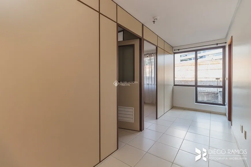 Foto 1 de Sala Comercial para alugar, 38m² em Moinhos de Vento, Porto Alegre