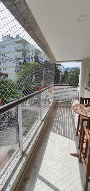 Foto 1 de Apartamento com 3 Quartos para venda ou aluguel, 77m² em Anil, Rio de Janeiro