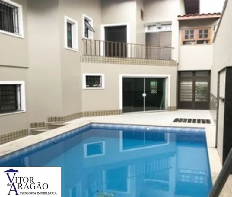 Foto 1 de Sobrado com 4 Quartos à venda, 280m² em Vila Irmãos Arnoni, São Paulo