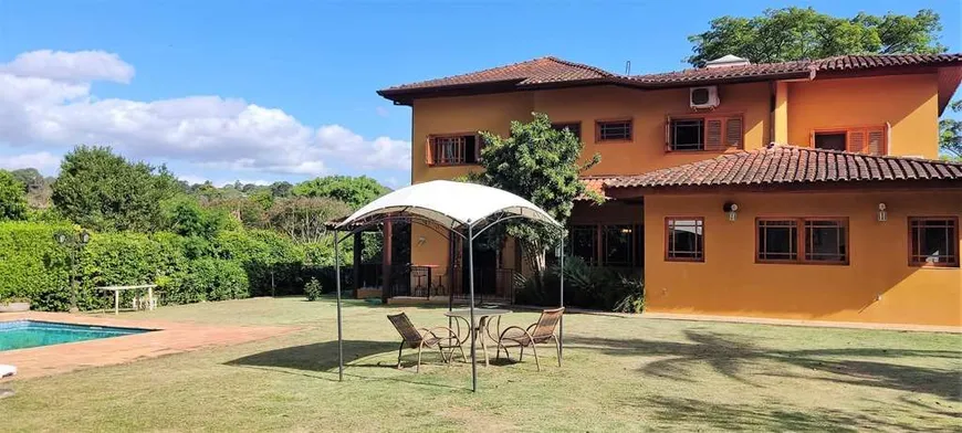 Foto 1 de Casa de Condomínio com 3 Quartos à venda, 330m² em Granja Viana, Cotia