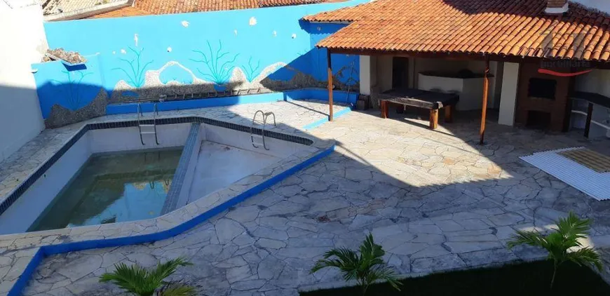 Foto 1 de Casa com 5 Quartos à venda, 280m² em Coroa do Meio, Aracaju