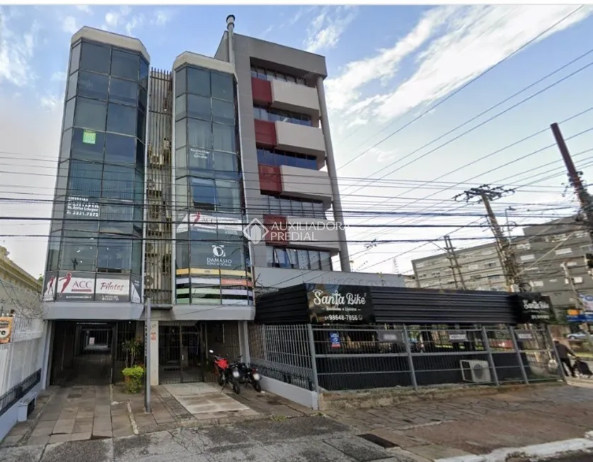 Foto 1 de Sala Comercial para alugar, 45m² em Menino Deus, Porto Alegre