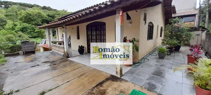 Foto 1 de Casa com 4 Quartos à venda, 158m² em Barreiro, Mairiporã