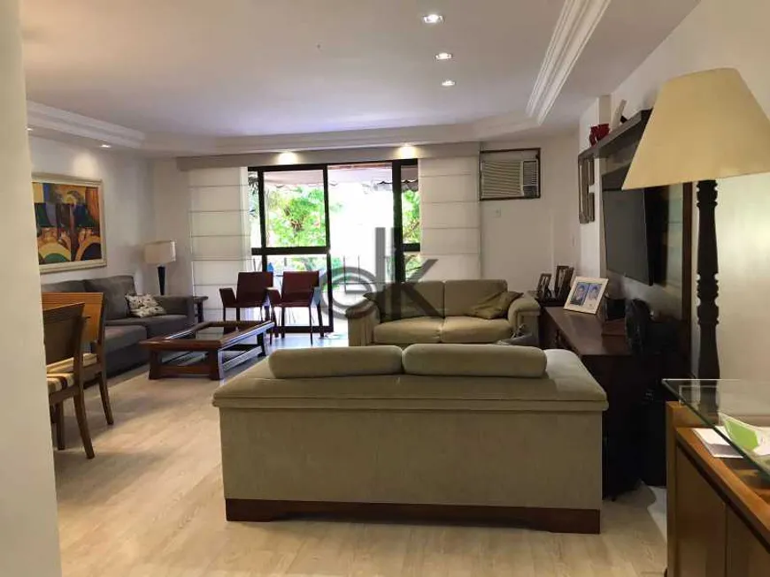 Foto 1 de Apartamento com 3 Quartos à venda, 168m² em Recreio Dos Bandeirantes, Rio de Janeiro