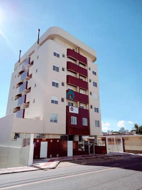 Foto 1 de Apartamento com 2 Quartos à venda, 63m² em Capoeiras, Florianópolis