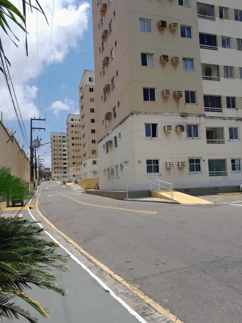 Foto 1 de Apartamento com 2 Quartos para alugar, 58m² em Turu, São Luís