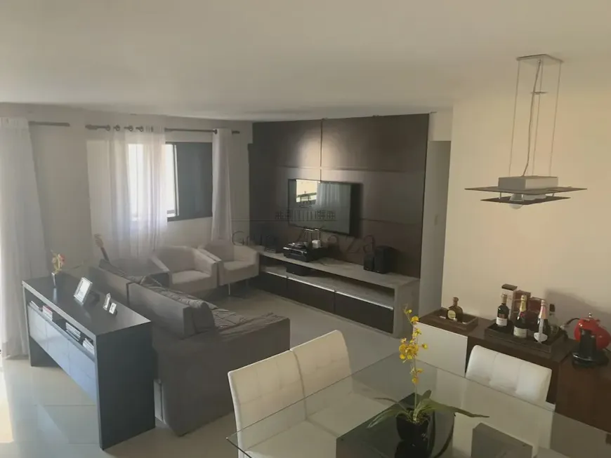 Foto 1 de Apartamento com 4 Quartos à venda, 106m² em Jardim Aquarius, São José dos Campos