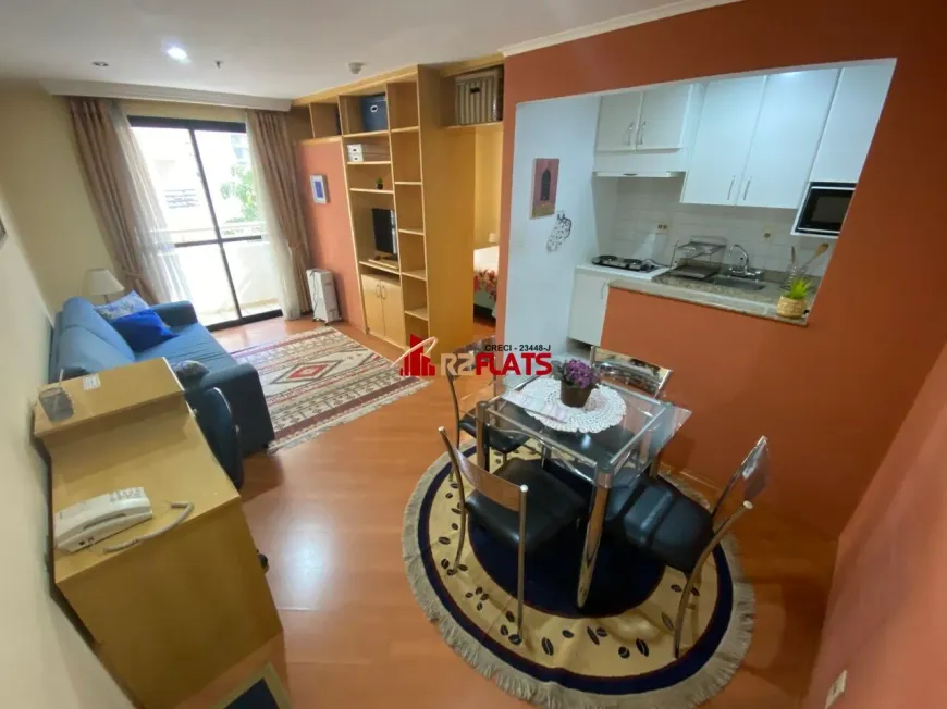 Foto 1 de Flat com 1 Quarto para alugar, 35m² em Moema, São Paulo