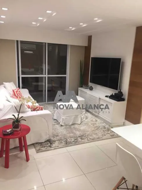 Foto 1 de Apartamento com 4 Quartos à venda, 115m² em Tijuca, Rio de Janeiro