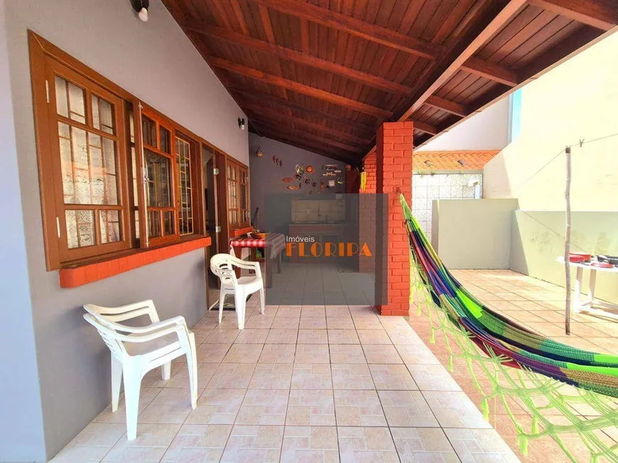 Foto 1 de Casa com 3 Quartos à venda, 160m² em Armação do Pântano do Sul, Florianópolis