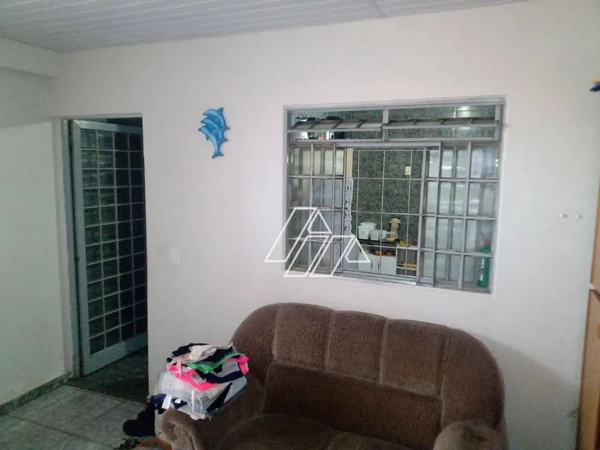 Foto 1 de Casa com 4 Quartos à venda, 55m² em Núcleo Habitacional Doutor Aniz Badra, Marília