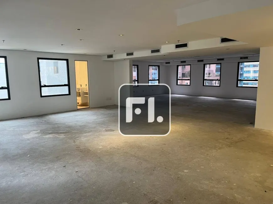 Foto 1 de Sala Comercial para alugar, 154m² em Vila Olímpia, São Paulo