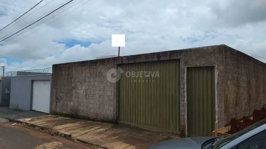 Foto 1 de Lote/Terreno à venda, 250m² em Jardim Ipanema, Uberlândia