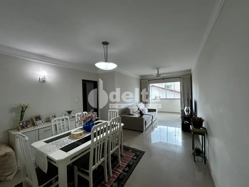 Foto 1 de Apartamento com 3 Quartos à venda, 97m² em Santa Mônica, Uberlândia