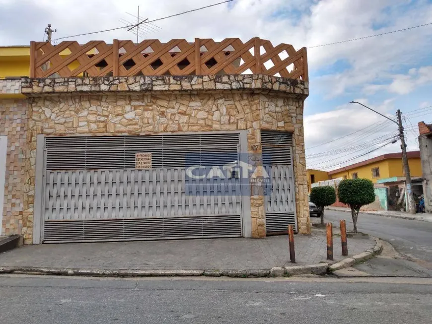 Foto 1 de Sobrado com 3 Quartos à venda, 180m² em Itaquera, São Paulo