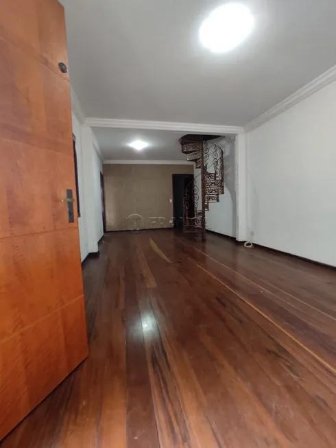 Foto 1 de Casa com 3 Quartos à venda, 154m² em Jardim Santa Maria, Jacareí