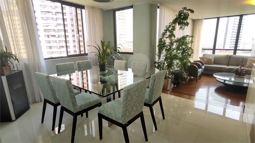 Foto 1 de Apartamento com 4 Quartos à venda, 220m² em Saúde, São Paulo