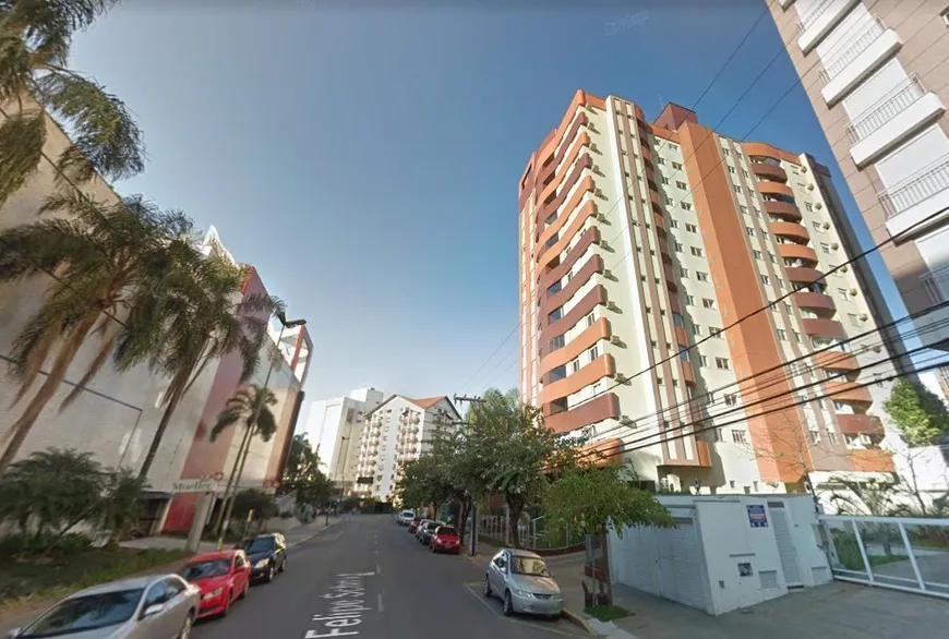 Foto 1 de Apartamento com 3 Quartos à venda, 125m² em Centro, Joinville